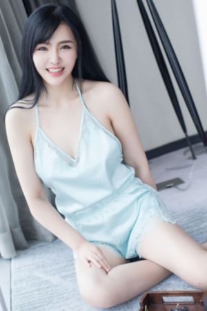 外宿朋友的女人